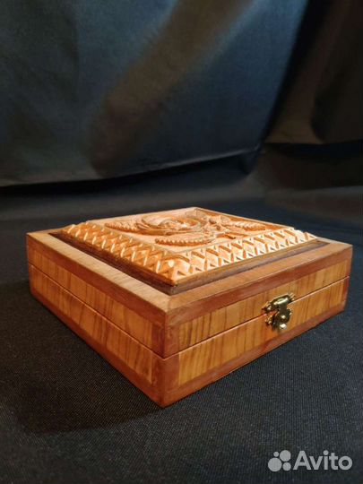 Подарок ручной работы шкатулка деревянная