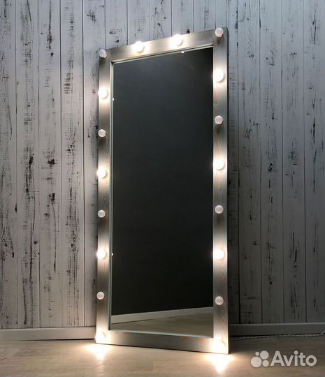 Гримерное зеркало
