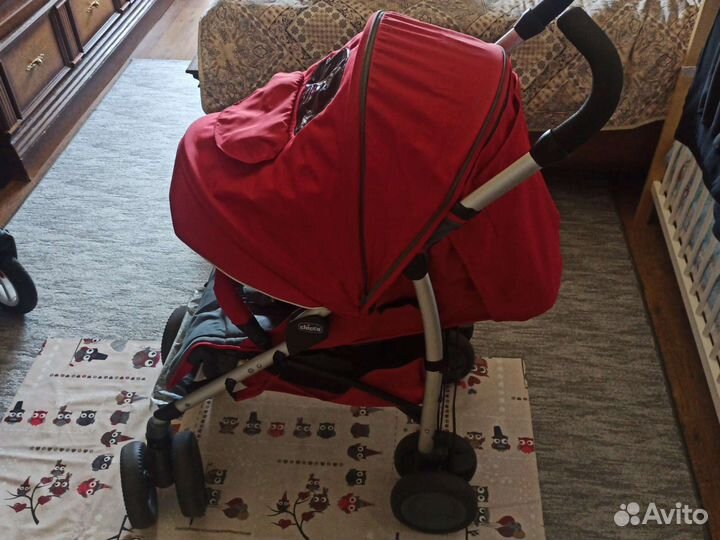 Прогулочная коляска трость chicco