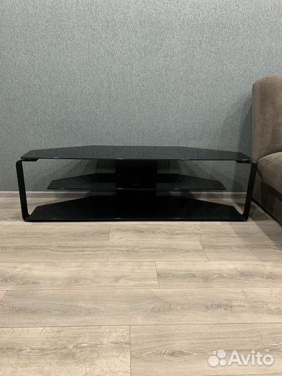Стеклянная тумба под тв большая