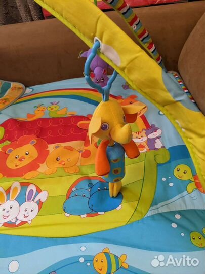 Развивающий коврик tiny love музыкальный
