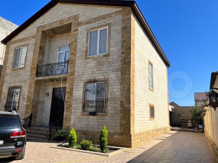 Дом 350 м² на участке 4,5 сот.