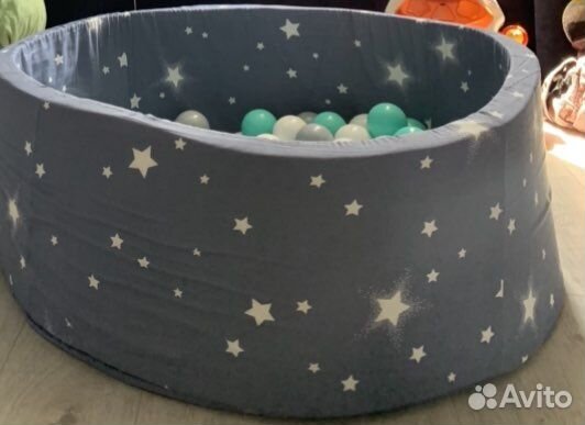 Сухой бассейн с шариками