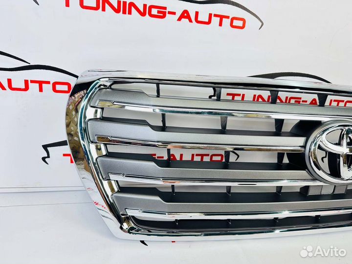 Решетка радиатора Toyota Land Cruiser 200 F3711