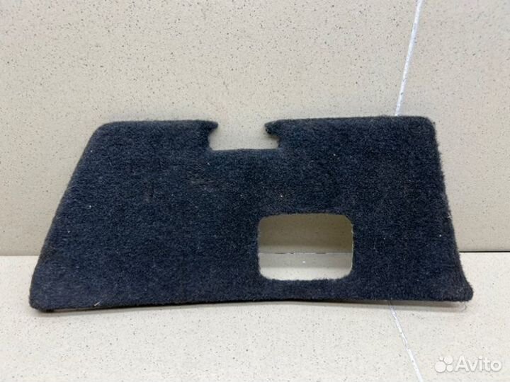 Обшивка багажника левая Mitsubishi Pajero/Montero