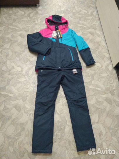Костюм горнолыжный новый