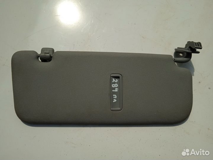 Козырёк солнцезащитный (левый) Hyundai Solaris 1