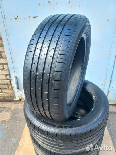 Nexen N'Fera SU1 215/55 R17