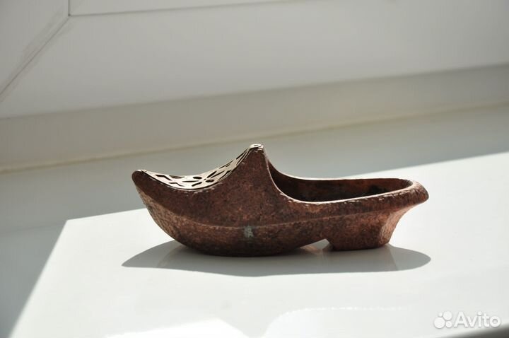 Пепельница бронзовая 