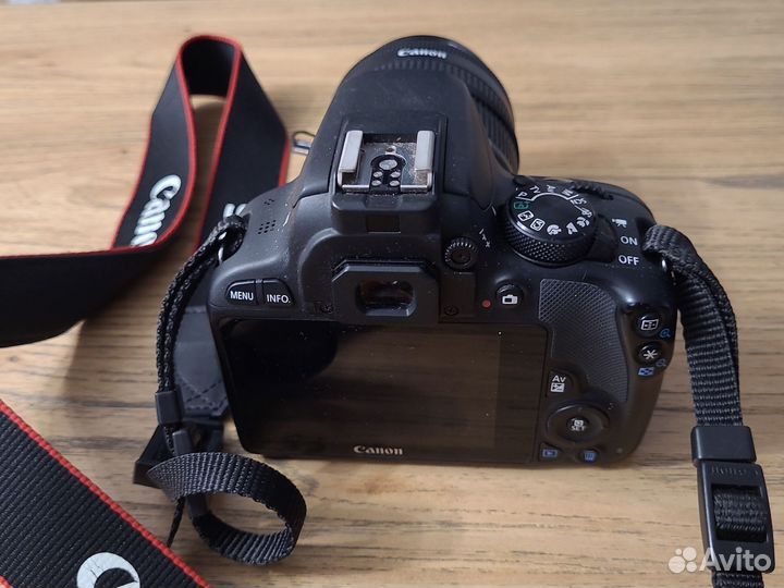 Цифровой фотоаппарат canon 100D