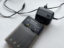 Зарядка для аккумуляторных батареек robiton s100