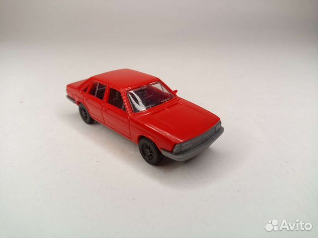 Модель автомобиля 1:87