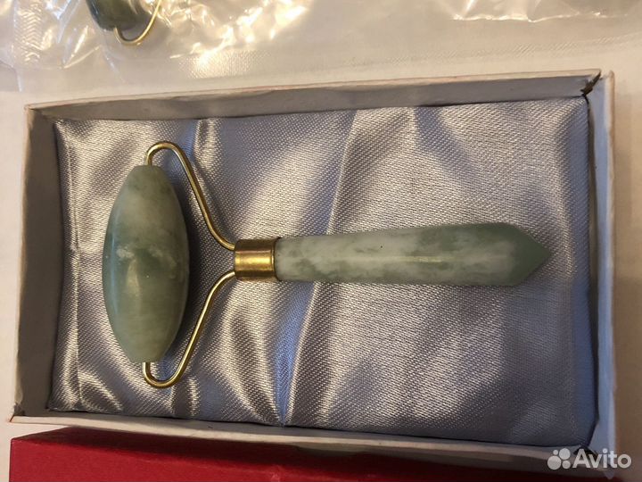 Нефритовый массажер