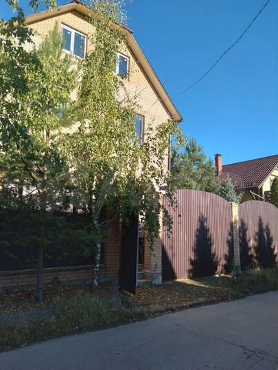 Дом 326,2 м² на участке 6 сот.