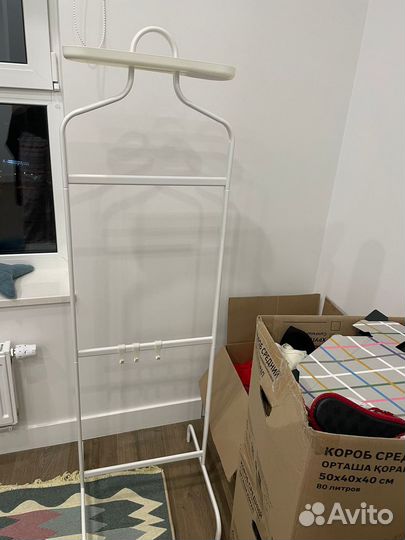 Вешалка для одежды напольная