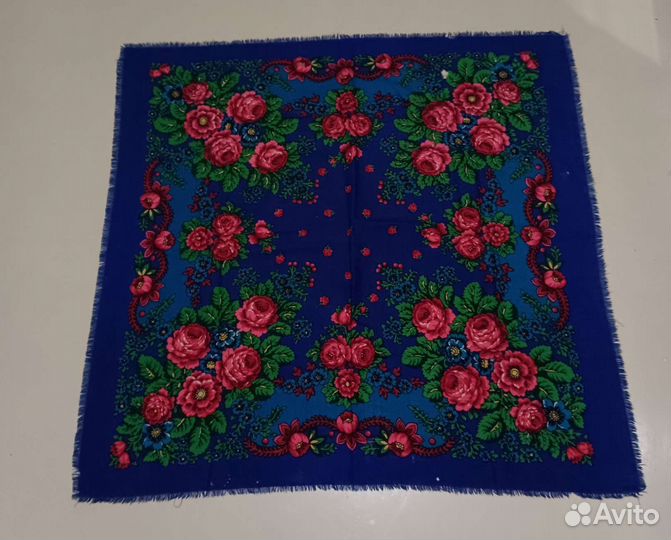 Синий яркий павловопосадский платок. Шерсть