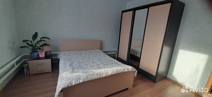 Спальный гарнитур бу