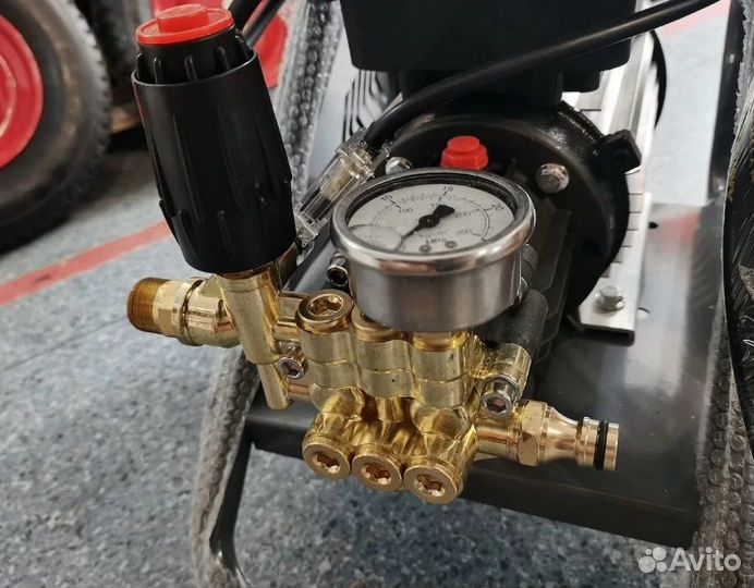 Мойка высокого давления 2.4 квт 250 bar