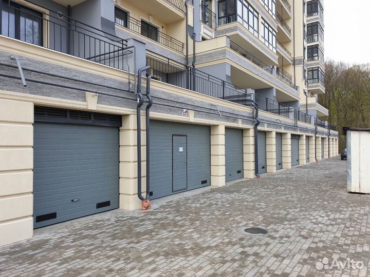 Ворота подъемно-секционные