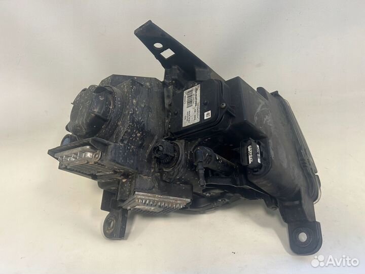 Фара левая Jeep Grand Cherokee (WK2) 68144709AG