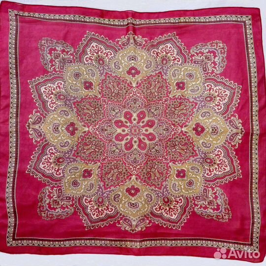 Платок, почти новый