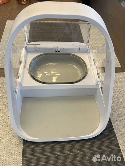 Кормушка для домашних животных с чипом. SureFeed