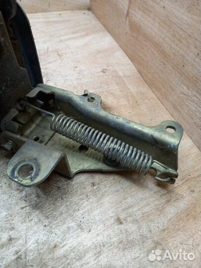 Ролик раздвижной двери Mitsubishi Rvr N23W 4G63