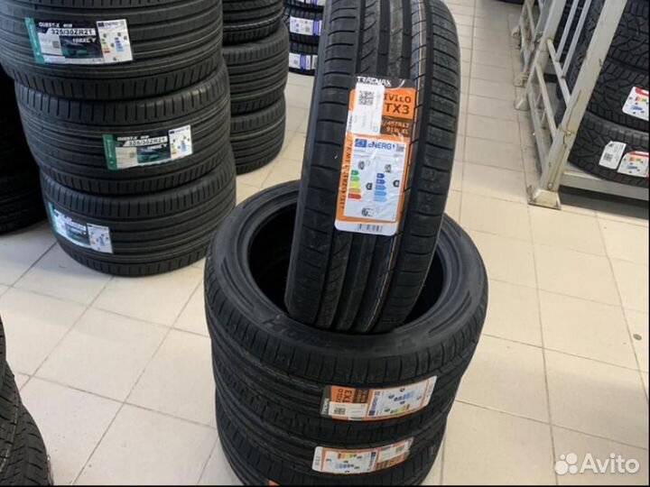 Tracmax X-Privilo TX3 215/45 R17 91W