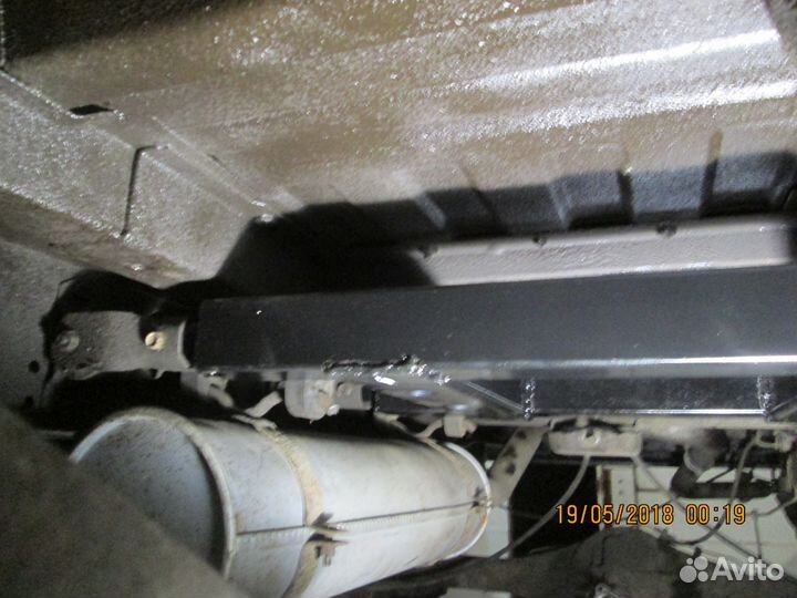 Траверса для установки раздатки газ 66 на газель