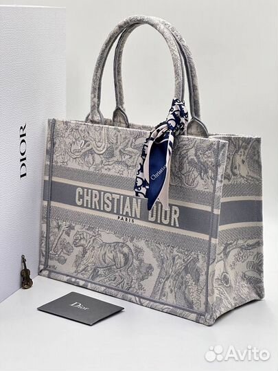 Женская сумка Christian Dior Book Tote средний фор