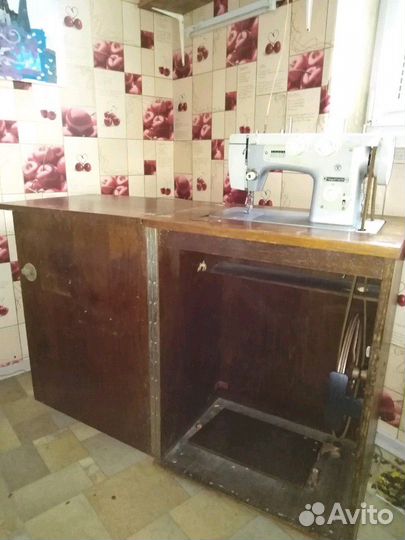 Швейная машинка