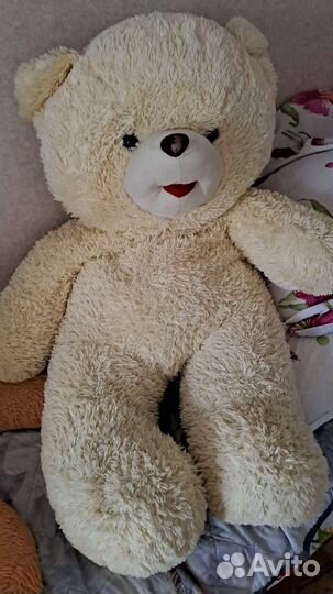 Плюшевый медведь