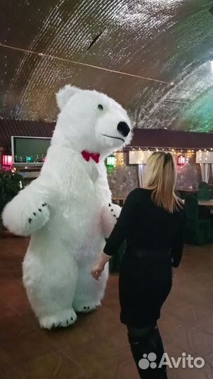 Белый Мишка, Чебурашка на поздравление