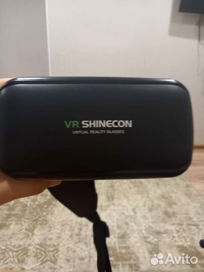 Очки виртуальной реальности с пультом