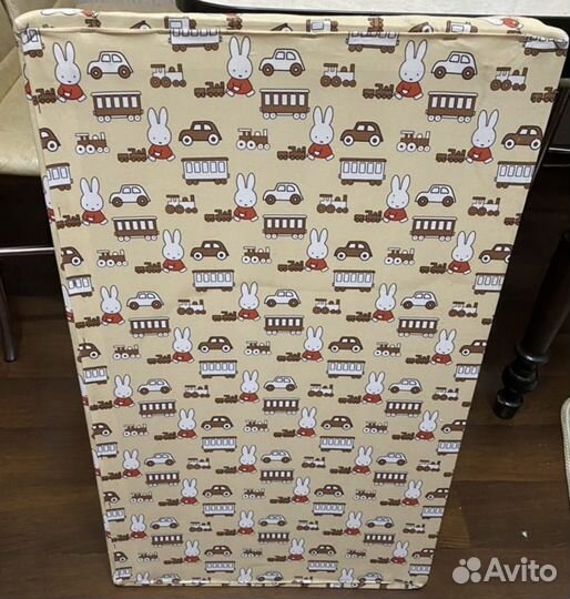 Пеленальная доска на кроватку