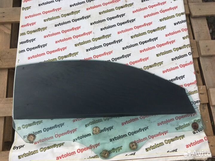 Стекло переднее правое Hyundai Coupe 2001