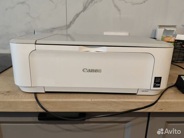 Продам принтер Canon MG3640