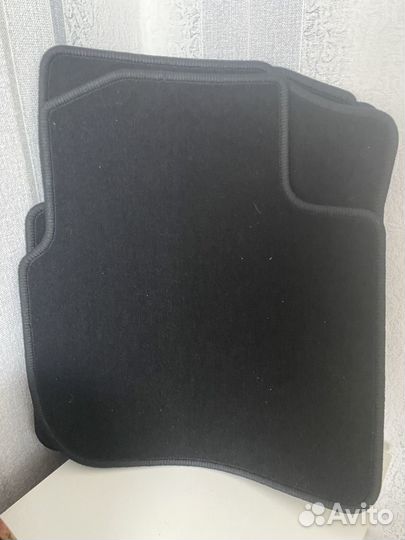 Автомобильные коврики skoda rapid