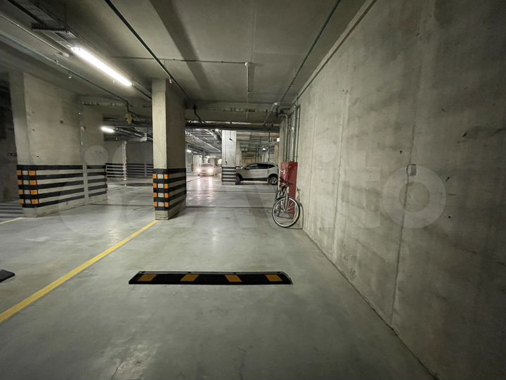 Машиноместо, 17 м²