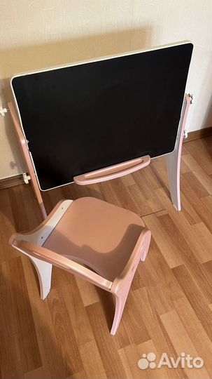 Детский стол-мольберт со стулом