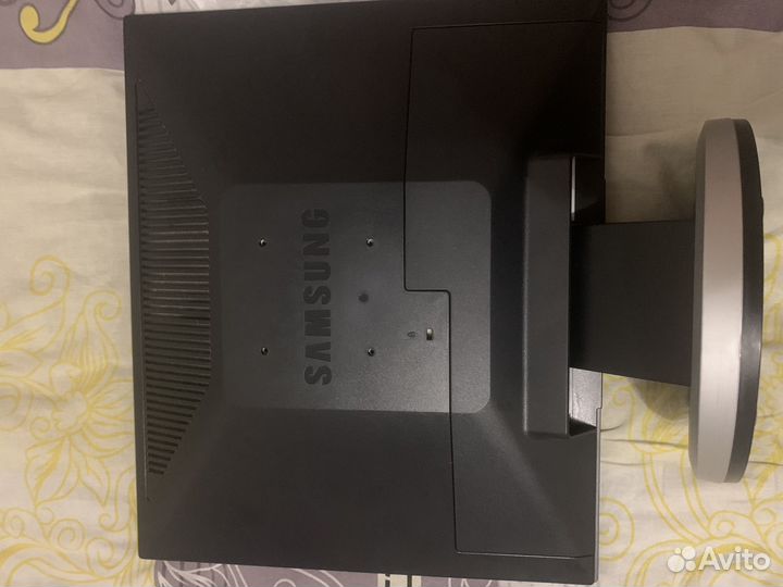 Монитор Samsung syncmaster 930BF S