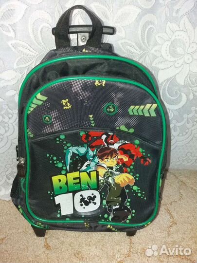 Рюкзак на колёсиках