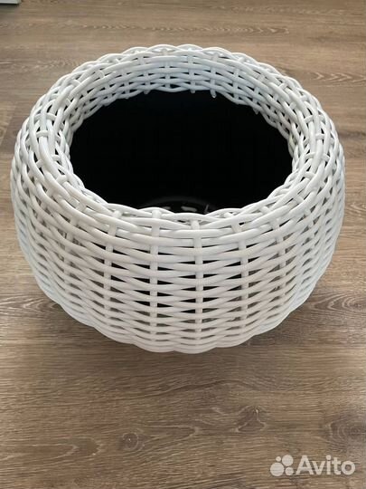 Кашпо из ротанга