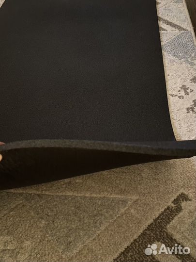 Коврик для йоги и фитнеса