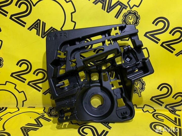 Пенал в багажник Toyota Prius ZVW30 2ZR-FXE 2009