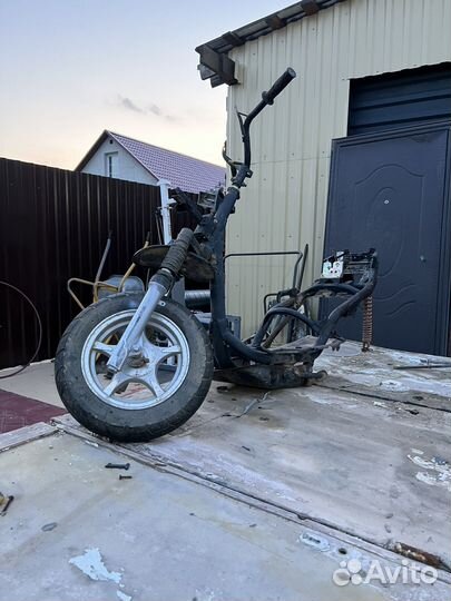 Запчасти на скутер