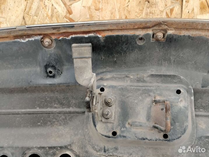 Капот LADA priora