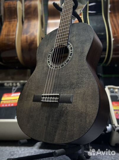 La Mancha Granito 32-N-SCC классическая гитара