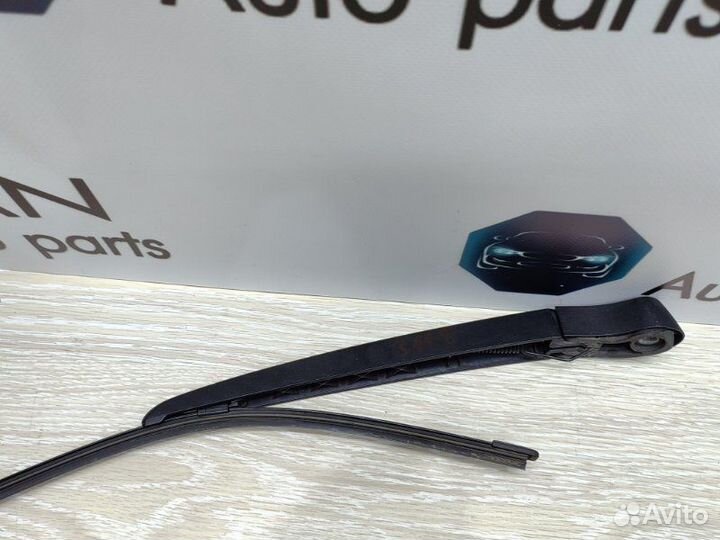 Дворник задний задний Bmw X5 Рест E70 рест N55B30