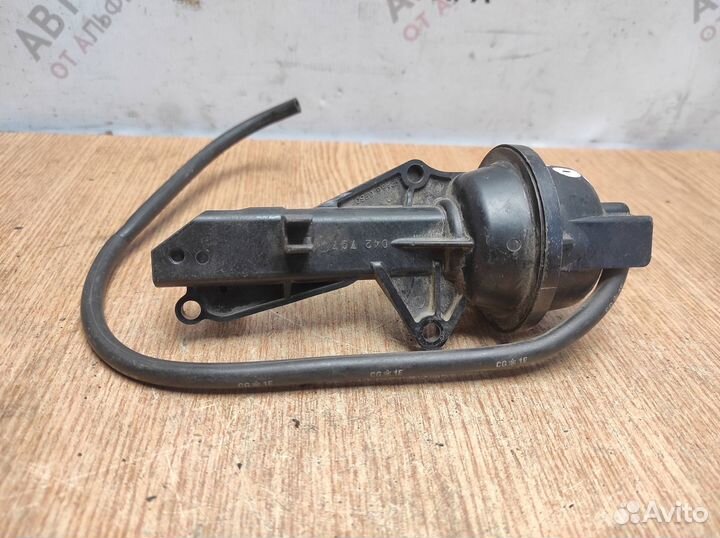 Механизм изменения длины впускного коллектора Ma